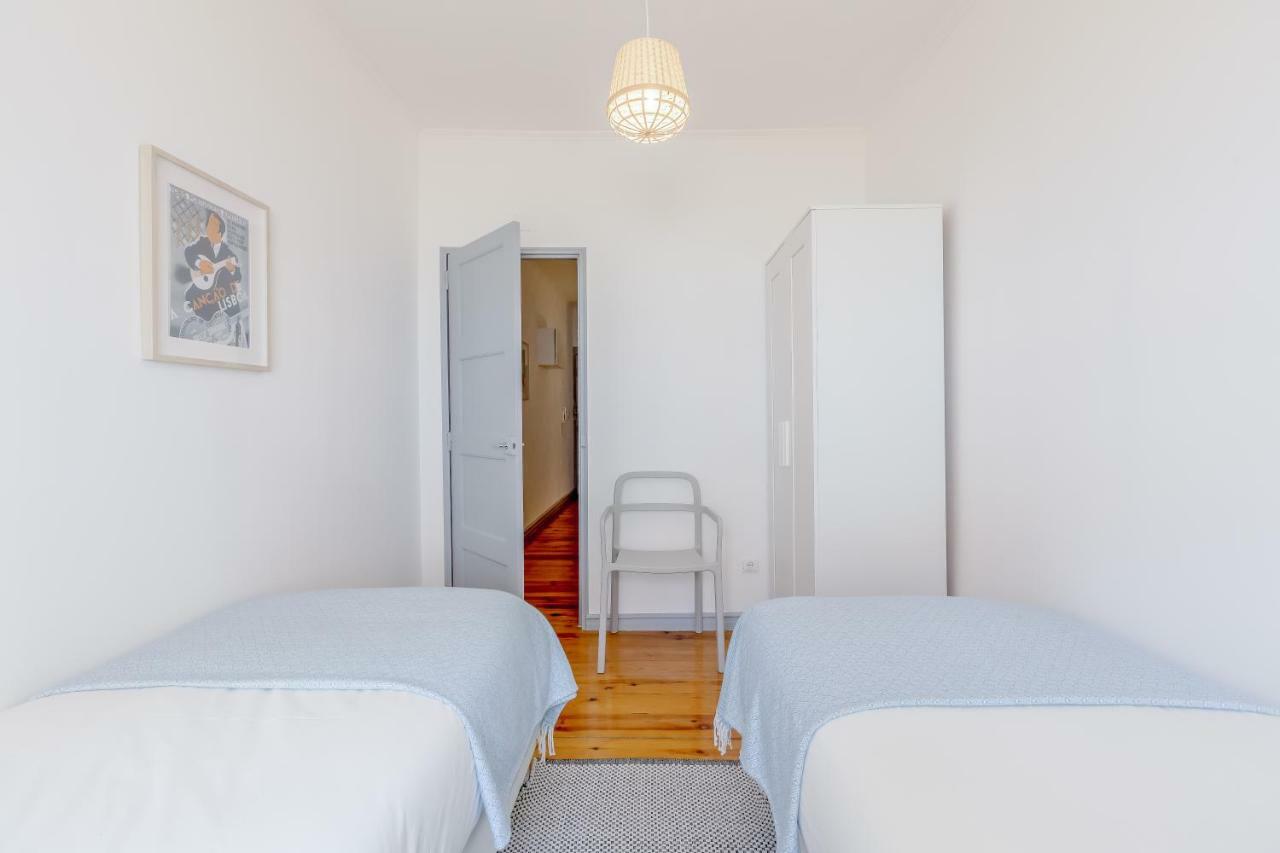 Bright & Spacious Alfama Apartment, By Timecooler Lisboa Ngoại thất bức ảnh